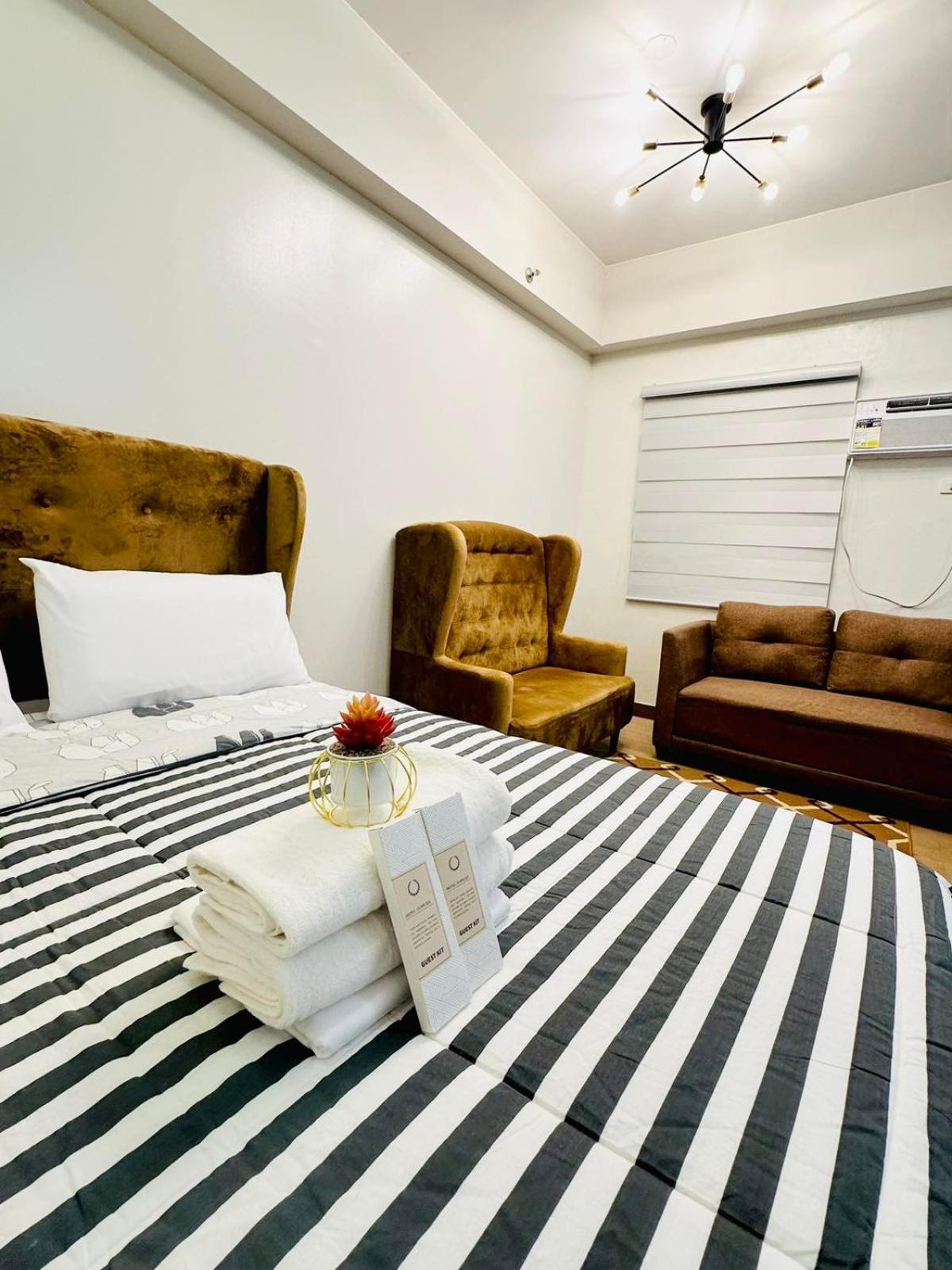 Starlight Suites トレセ・マルティレス エクステリア 写真